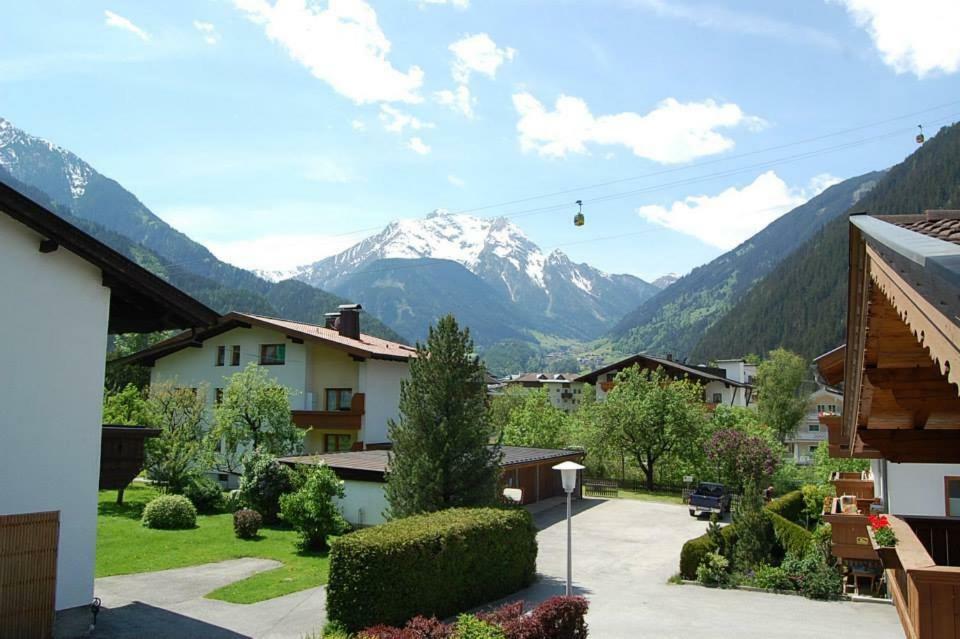 Ferienwohnung Landhaus Alpenrose Mayrhofen Exterior foto